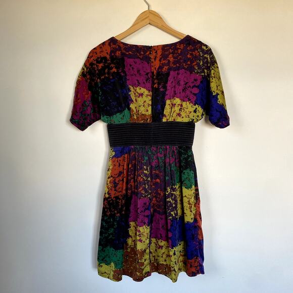 Trina Turk Shanghai Rainbow Splatter Belted Silk Dress Size 2 - Picture 8 of 9
